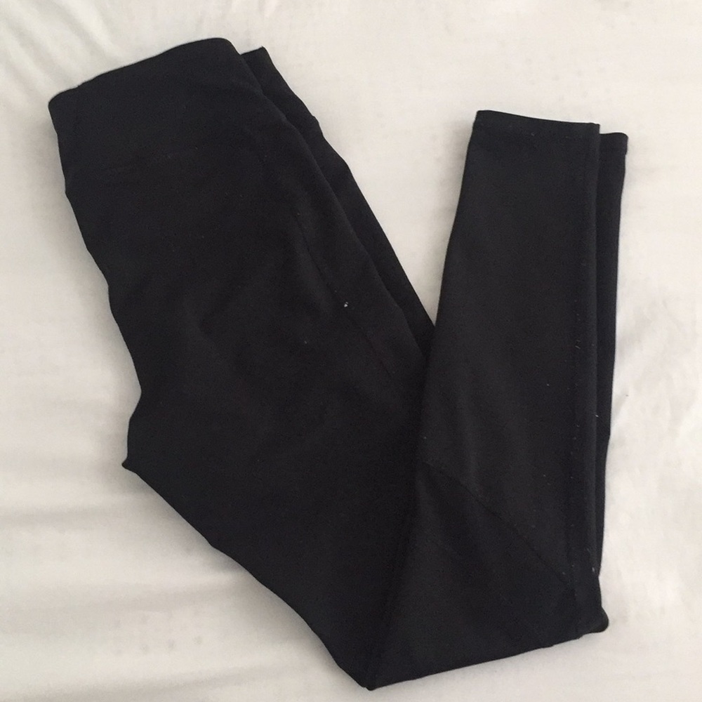 black leggings